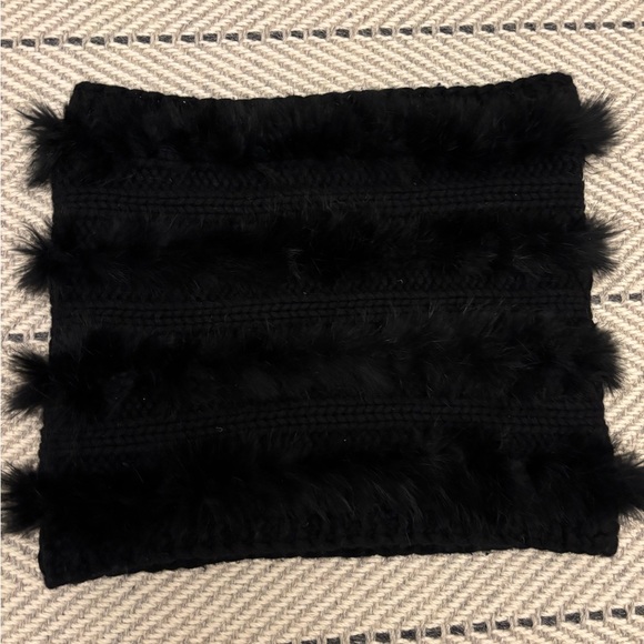 The Cashmere Project cashmere & rabbit fur trim neck warmer - Picture 2 of 3
